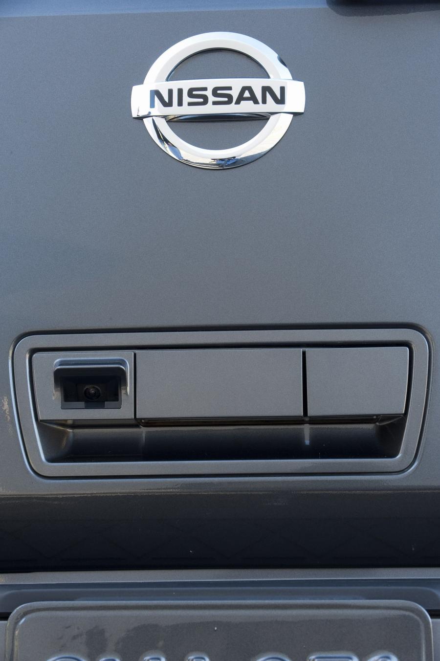  Nissan Armada 2008 года  (фото 11 из 40)